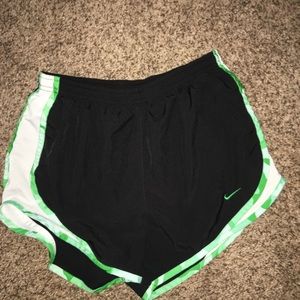 Nike Shorts - Nike running shorts Nike Shorts - Nike running shorts